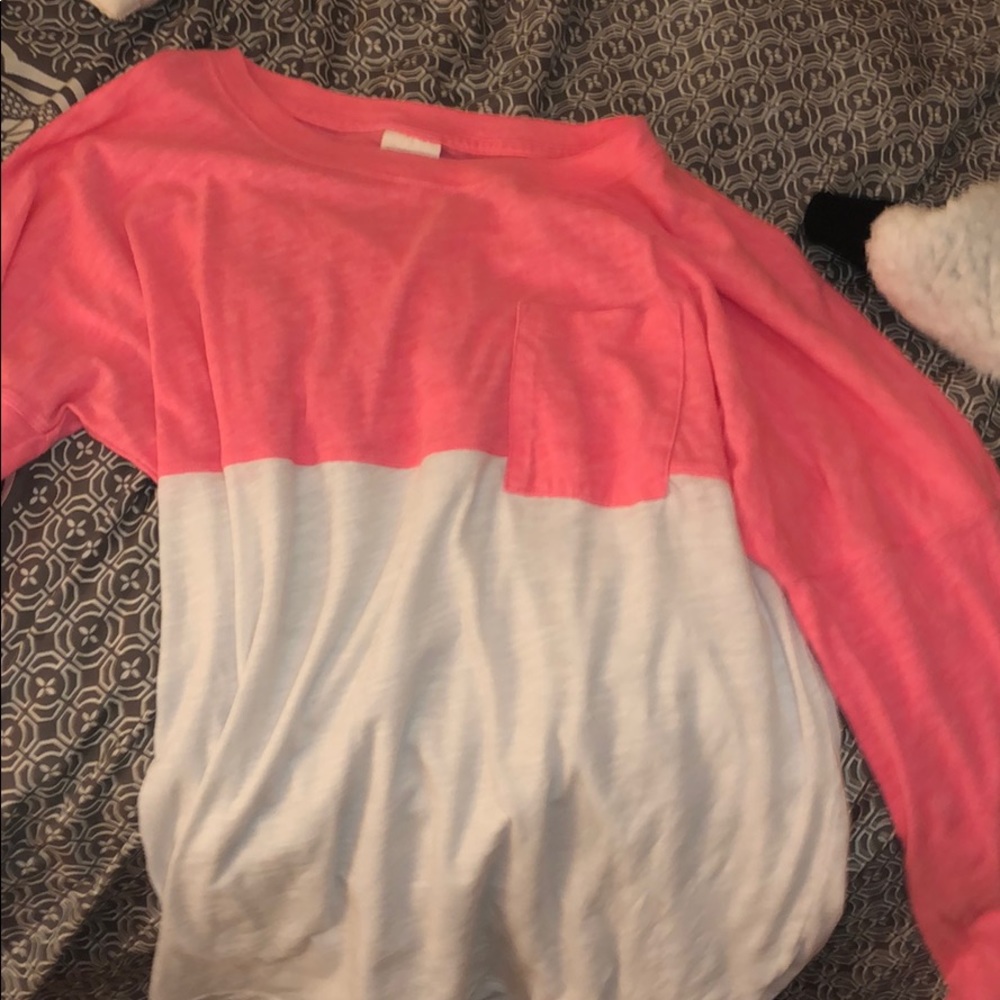 Long sleeve t shirt